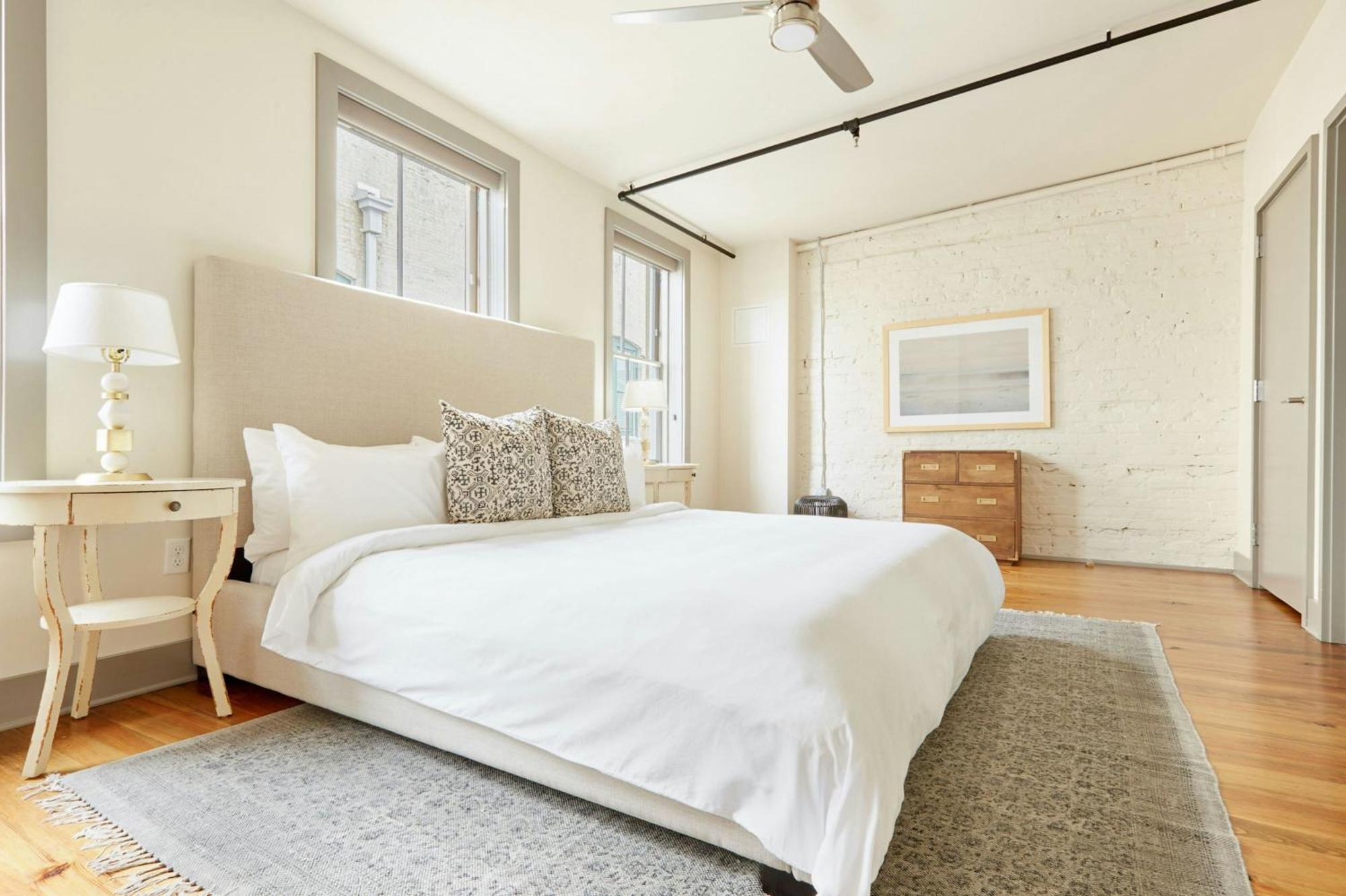 Sonder By Marriott Bonvoy The Broughton Apartments Historic District Aparthotel