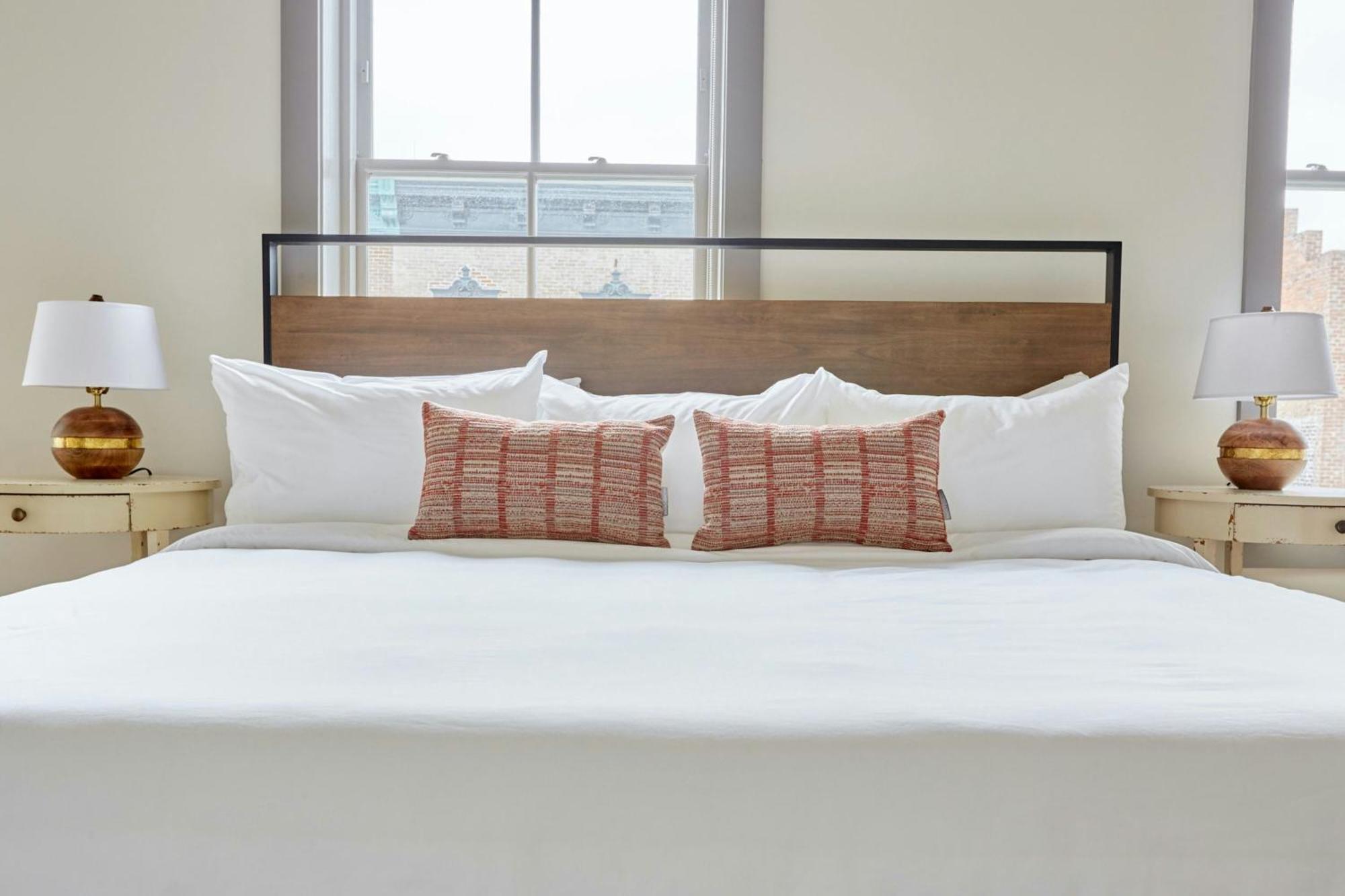 Apartahotel Sonder By Marriott Bonvoy The Broughton Apartments Historic District