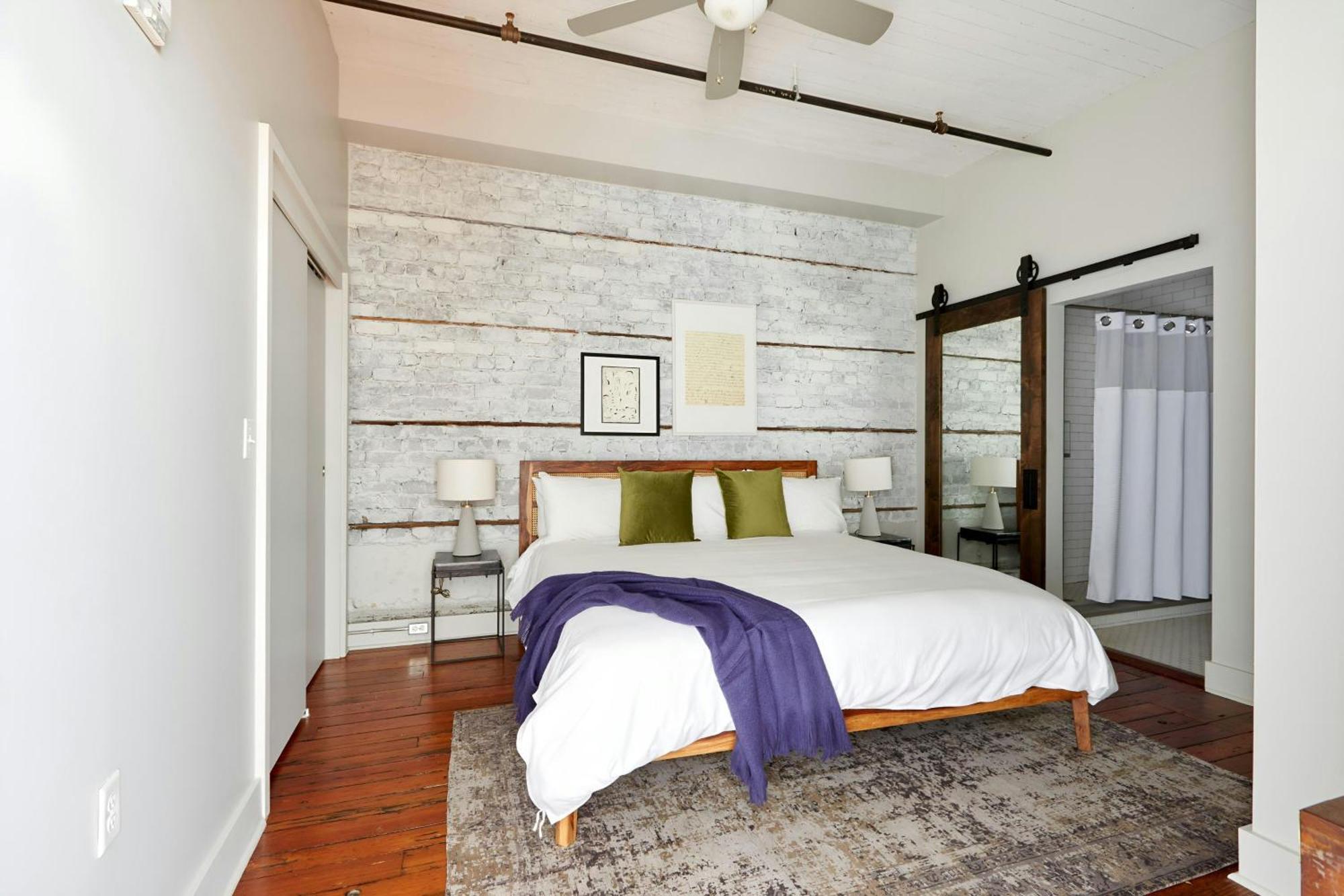 Sonder By Marriott Bonvoy The Broughton Apartments Historic District Savannah